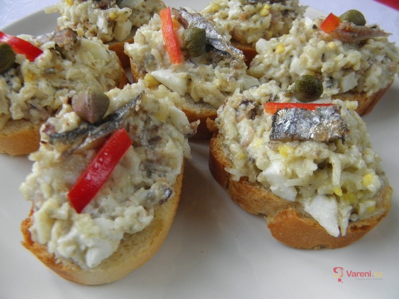 Rybí sousta s uzenými šproty - fotografie 2