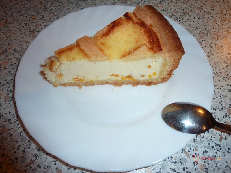 Tvarohový koláč s broskví - fotografie 3