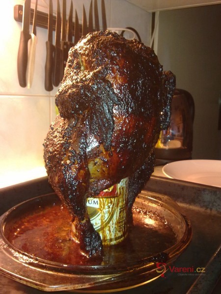 Opilé kuře na plechovce - fotografie 3