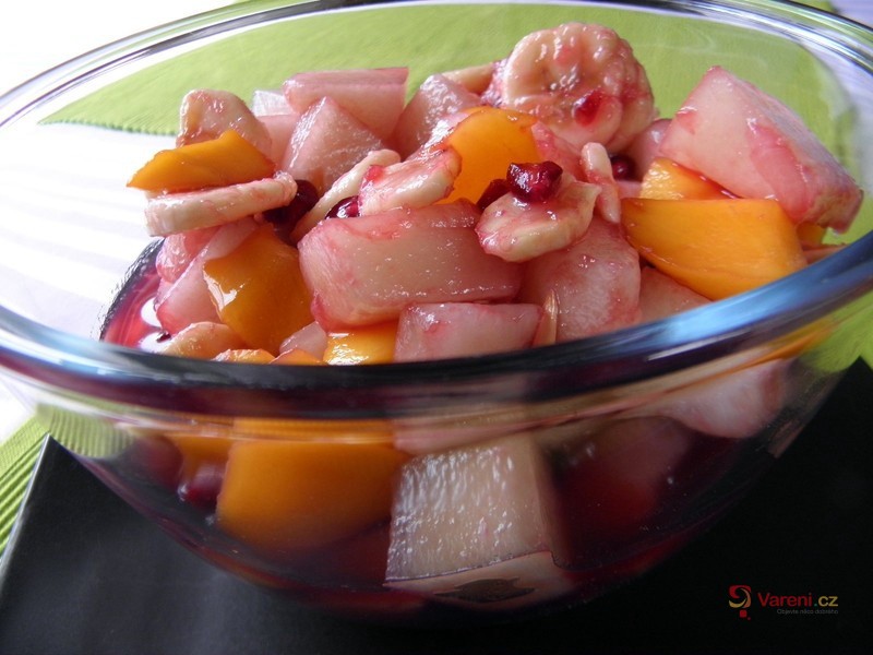 Osvěžující ovocný salát s medem - fotografie 2