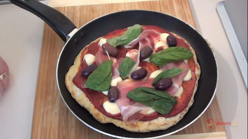 Smažená pizza - fotografie 2