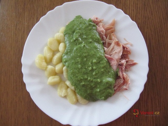 Gnocchi se špenátovou omáčkou - fotografie 3