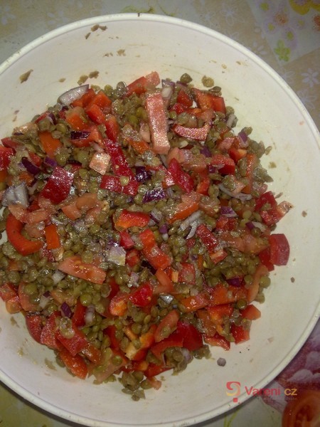 Čočkový salát s paprikou - fotografie 2