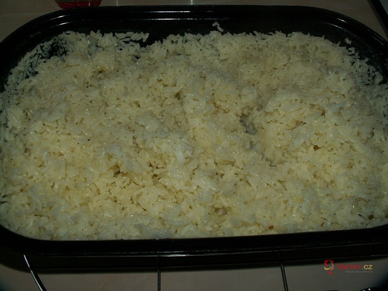 Dušená rýže s hřebíčkem