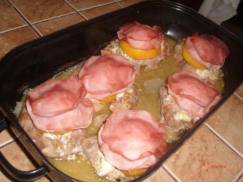 Vepřové medailonky s nivou - fotografie 4