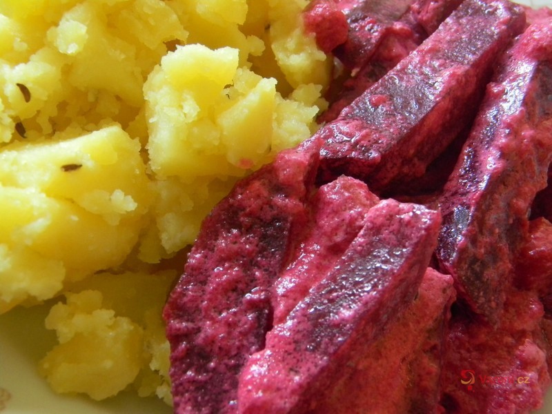 Červená řepa na smetaně - fotografie 2