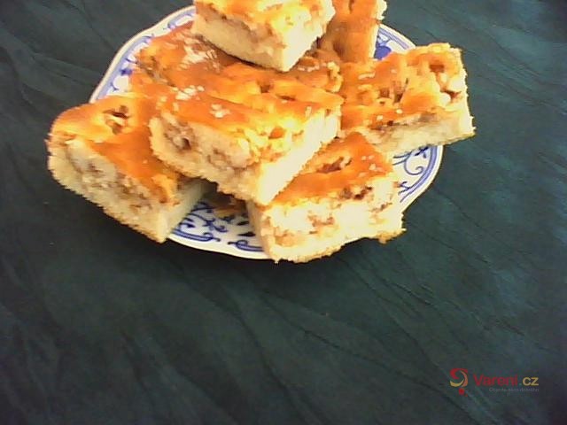 Buchta s jablky - fotografie 2