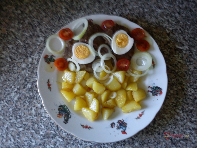 Jelení biftek s vejcem - fotografie 2