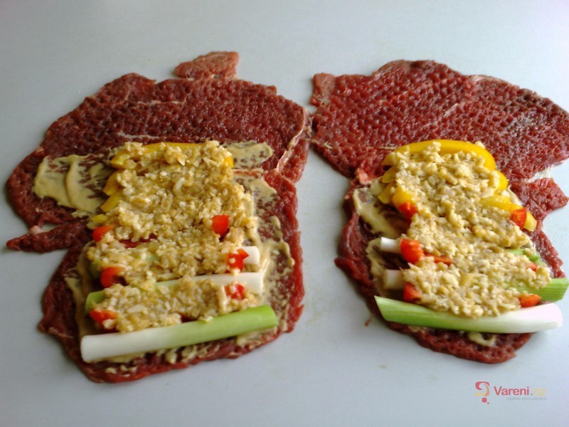 Hovězí roláda s hlívou - fotografie 2