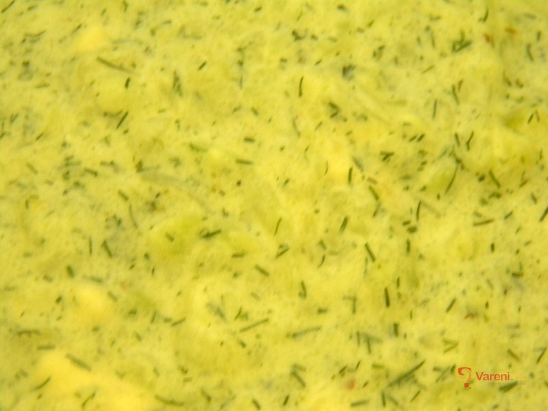 Sýrovo-okurková omáčka - fotografie 2