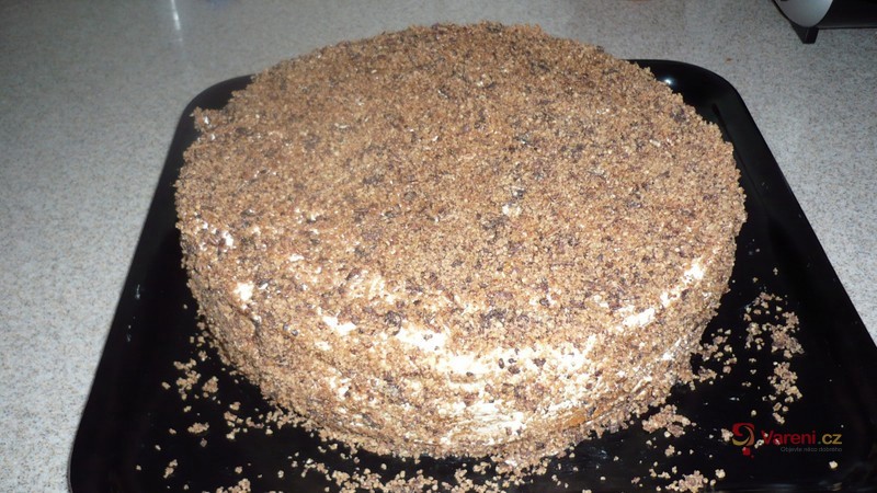 Nadýchaný medový dort - fotografie 4