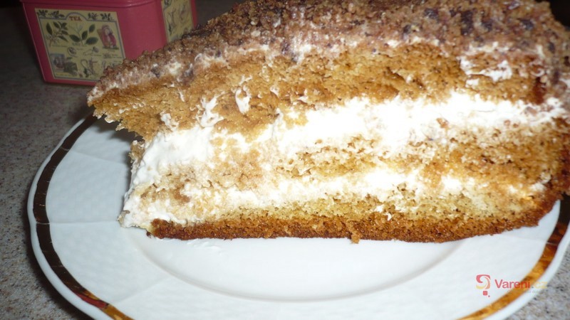 Nadýchaný medový dort - fotografie 3