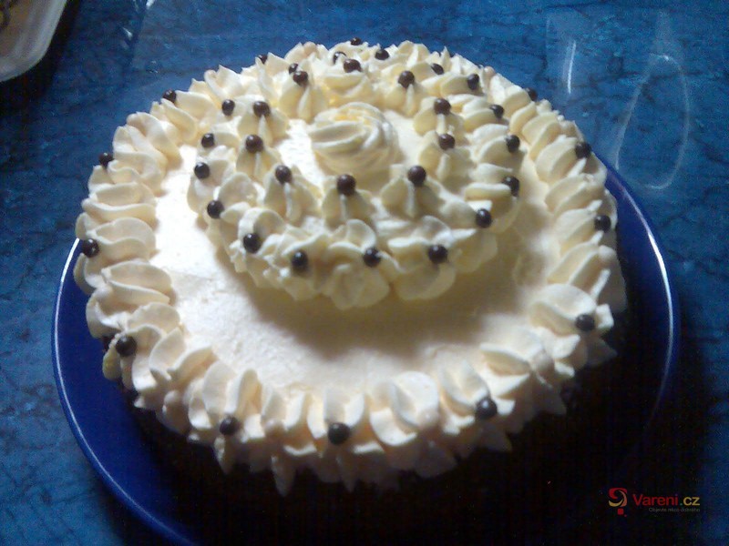 Jednoduchý krémový dort - fotografie 2