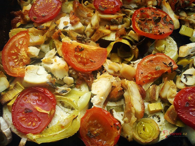 Lilek zapečený s kuřecím masem - fotografie 3