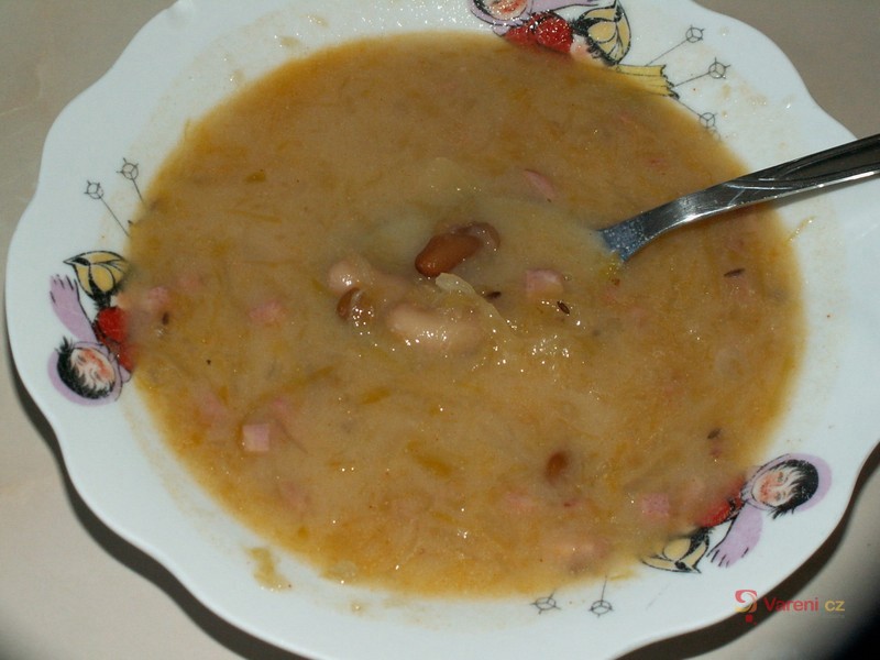 Uzená zelňačka s fazolemi - fotografie 4