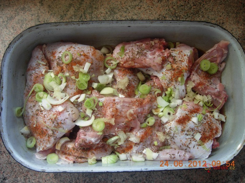 Tradiční pečený králík - fotografie 5