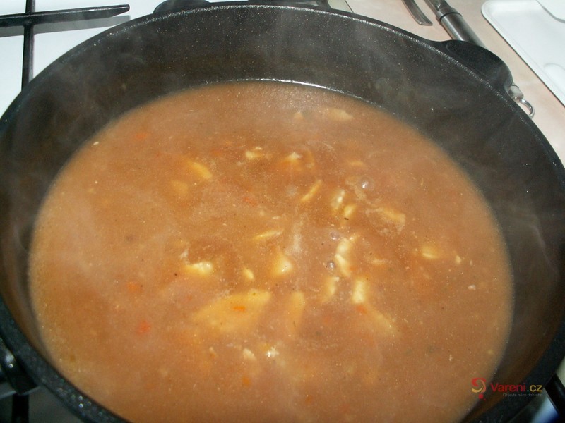 Roláda  na celeru s bramborovým knedlíkem - fotografie 4