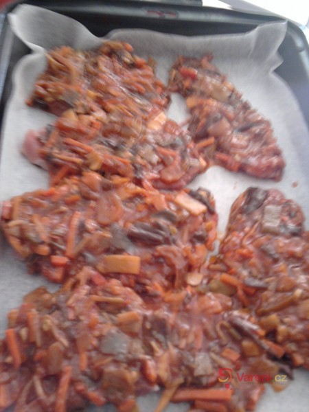 Vepřové plátky na čínské zelenině - fotografie 2