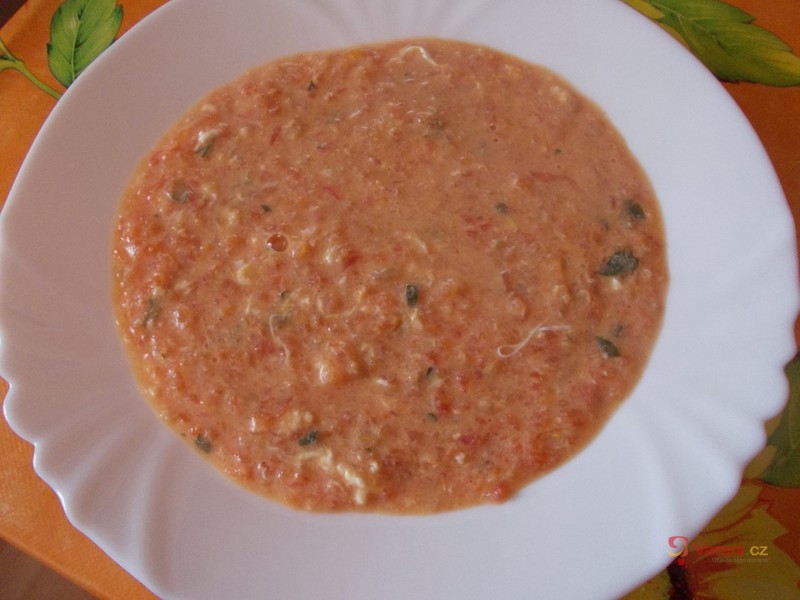 Omáčka z rajčat se smaženou cuketou - fotografie 3