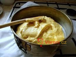 Základní máslový krém do cukroví - fotografie 3