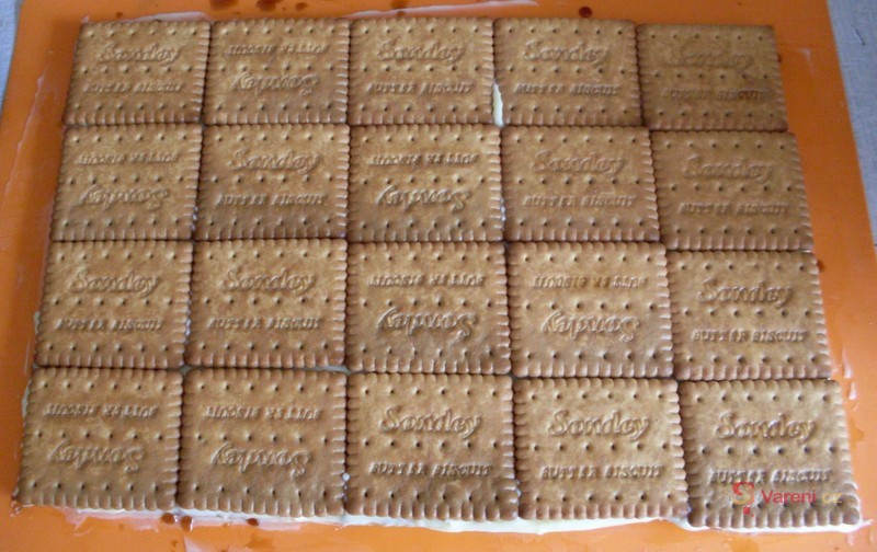 Nepečený dort z máslových sušenek - fotografie 3