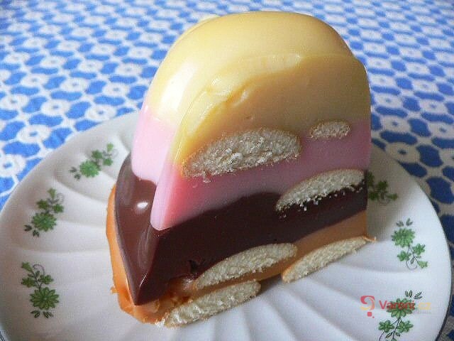 Pudinková bábovka s piškoty - fotografie 2