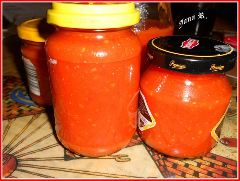 Pravý rajčatový protlak - fotografie 2