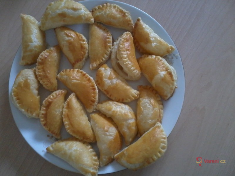 Lístkové tlamičky s tvarohem - fotografie 3