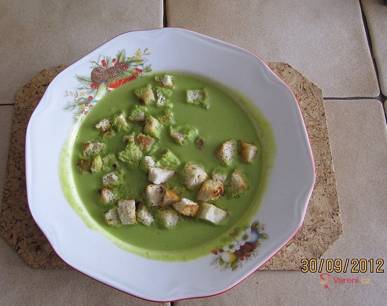 Nadýchaná hrášková polévka - fotografie 2