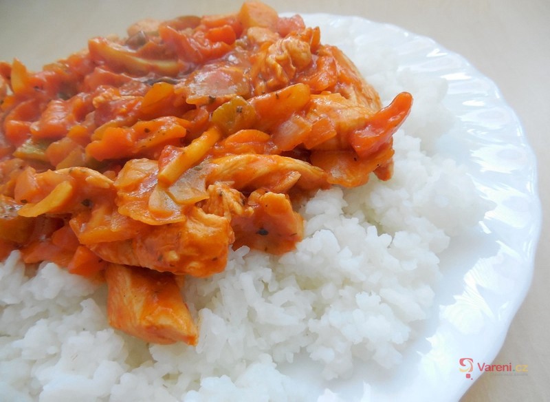 Kuřecí čína s jasmínovou rýží
