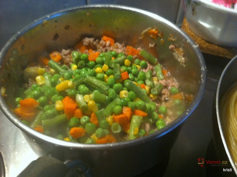 Dušené hovězí maso v zelenině - fotografie 4