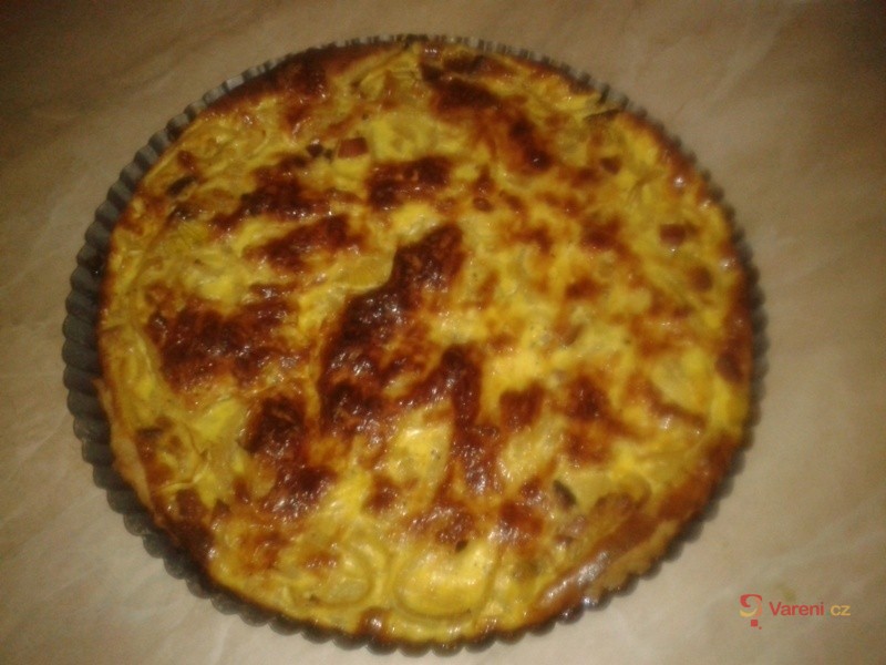 Cibulový koláč se slaninou - fotografie 2
