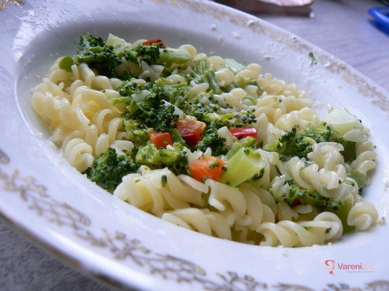 Těstoviny s brokolicí - fotografie 2