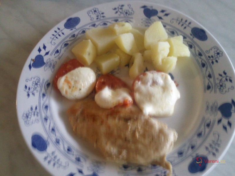 Kuřecí prsa s mozzarelou - fotografie 2