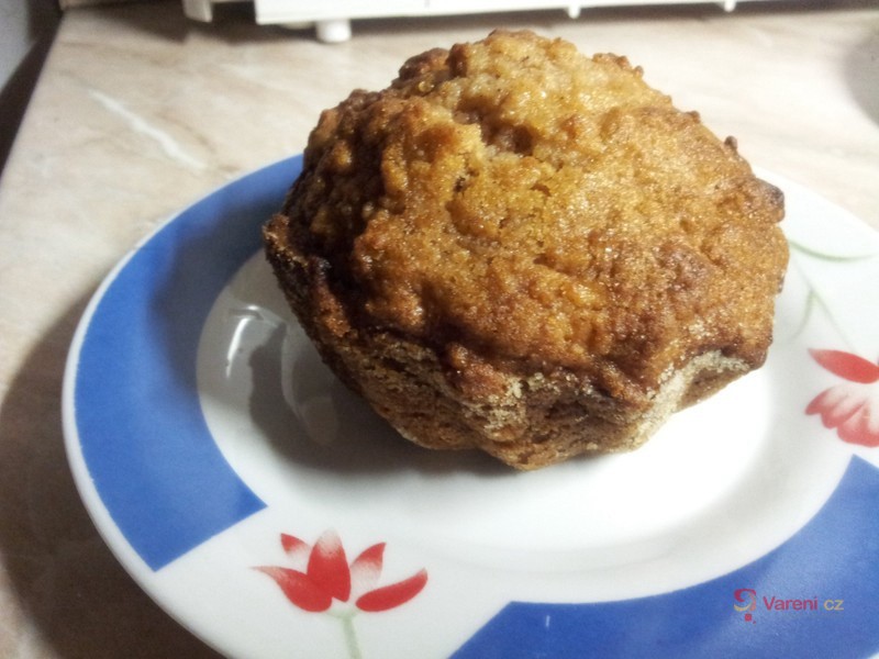 Jablečné muffiny se špetkou skořice - fotografie 5