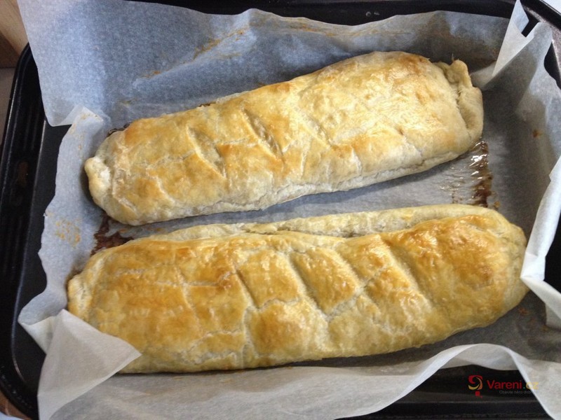 Štrúdl z mokrého těsta - fotografie 4