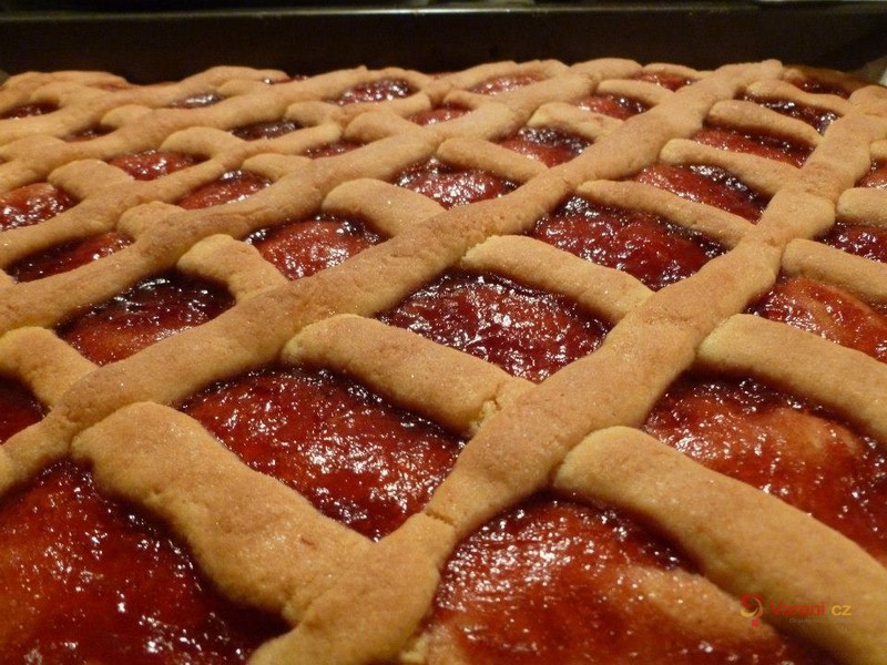 Linecký mřížkový koláč - fotografie 5