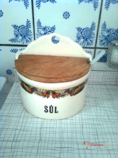 Pikantní zelná polévka - fotografie 3