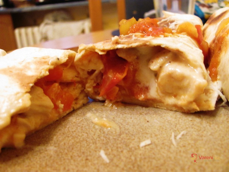 Rychlá tortilla s kuřecím masem - fotografie 2