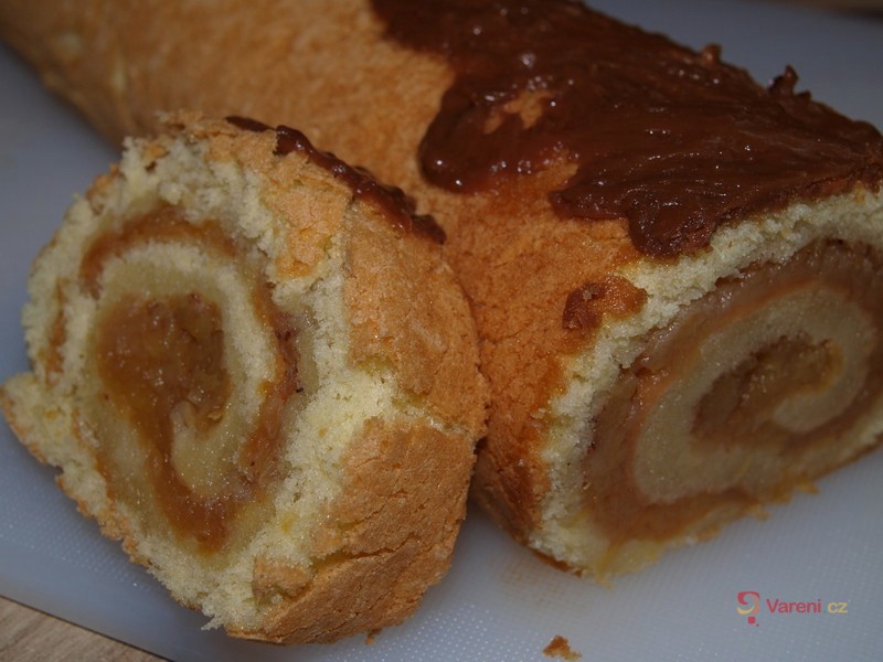 Jablečná roláda - fotografie 3