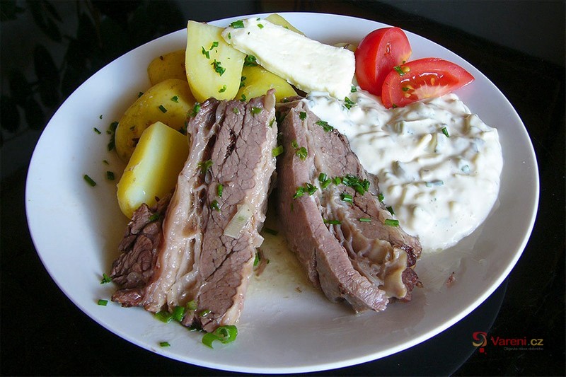 Brambory s hovězím masem - fotografie 2