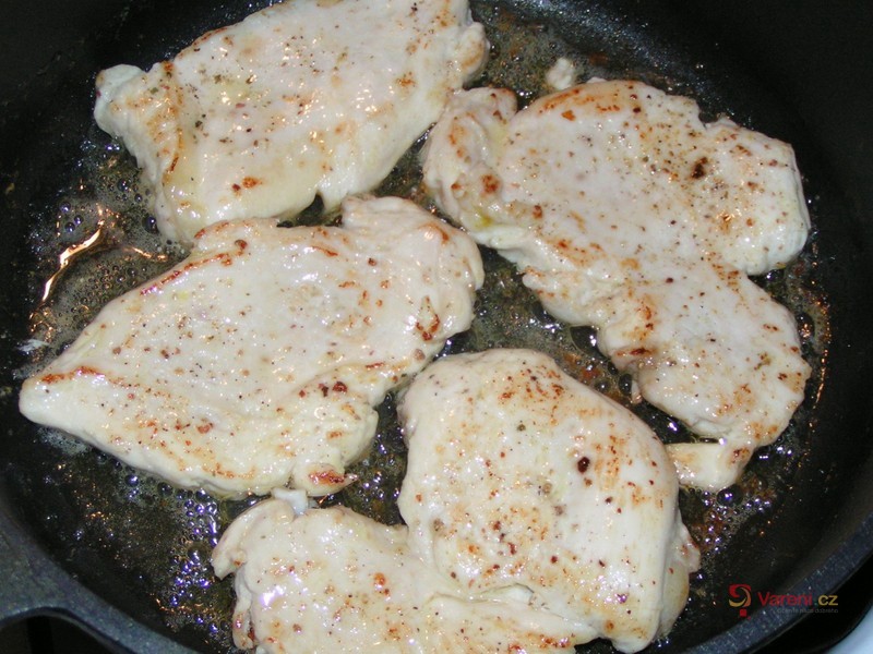 Kuřecí plátky s jogurtem - fotografie 5