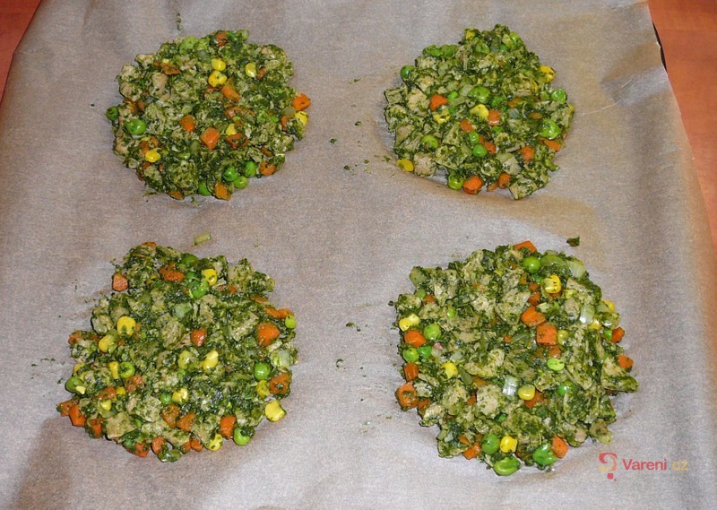 Zeleninové placky se špenátem a sójovým masem - fotografie 3