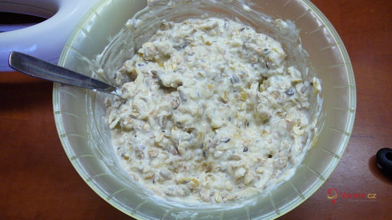 Tvarohové müsli placky s jablkem a skořicí - fotografie 5