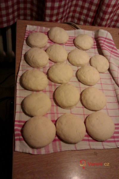 Dobré domácí koblihy - fotografie 4