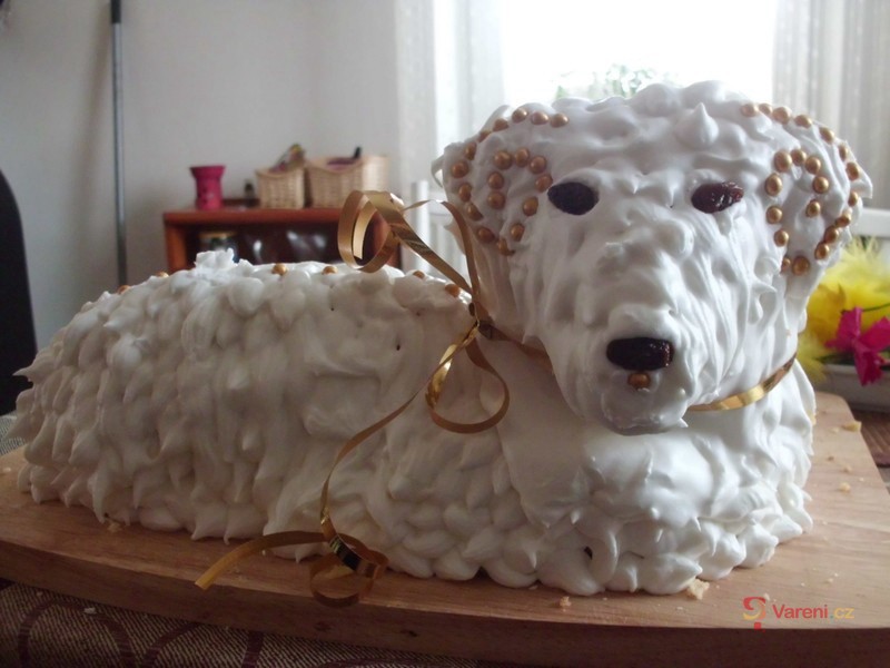 Velikonoční beránek s bílkovým sněhem - fotografie 3