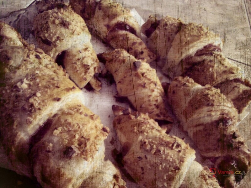 Croissanty s marmeládou - fotografie 2
