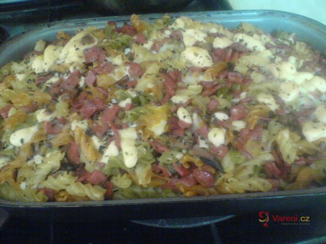 Zapékané barevné těstoviny - fotografie 2