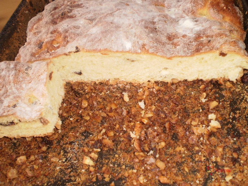 Medová kynutá buchta - fotografie 2