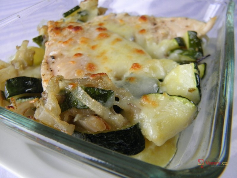 Zapečený kuřecí plátek na fenyklu - fotografie 2